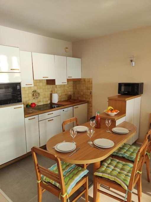 L'Escale - Appartement Vue Mer Concarneau Exterior photo